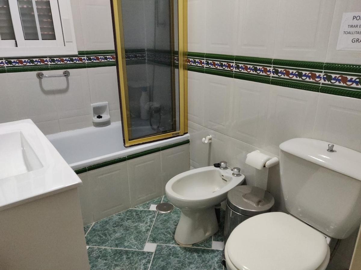 Chalet Los Pinos Con Piscina Privada Novo Sancti Petri Exteriör bild